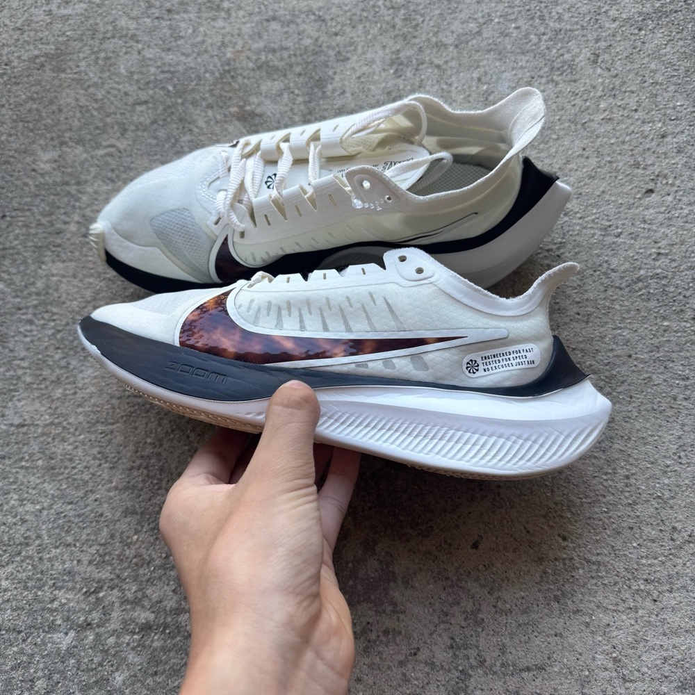 Womens Nike Zoom Gravity Snail Shoes